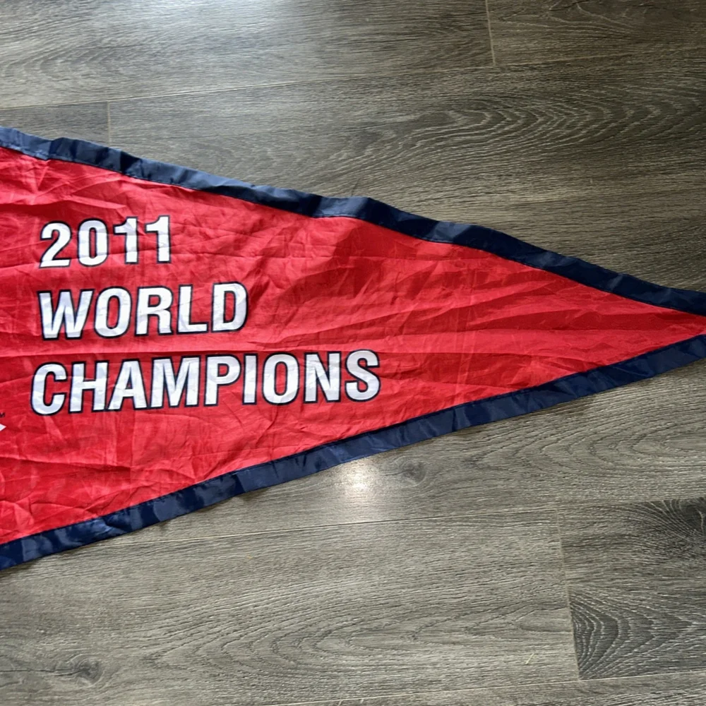 2011 St. Louis Cardinals WORLD Series CHAMPION Pennant Banner Flag 59